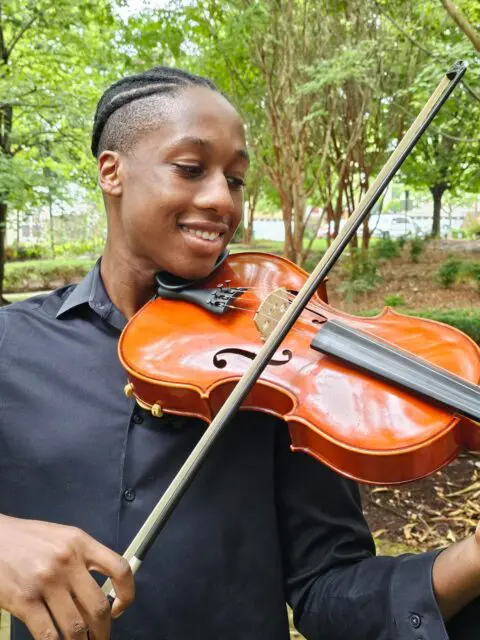 IFEOLUWA ADELEYE - Quartertonez Washington DC Music Lessons