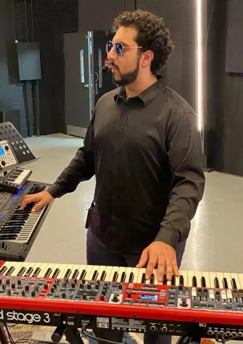 Michael teaching jazz piano and oriental keyboard